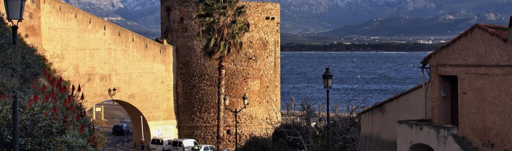 incontournables a calvi